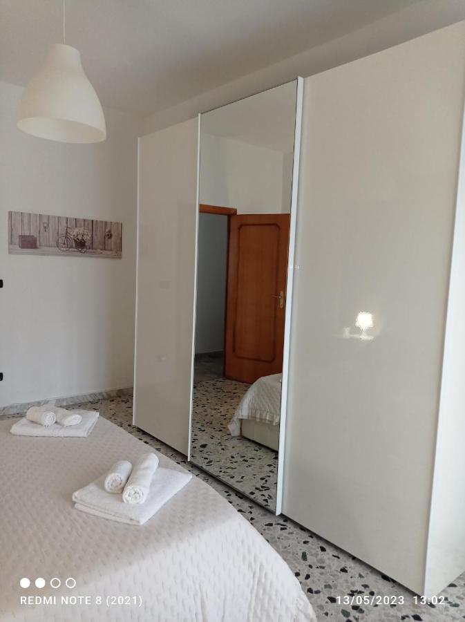 Appartamento Domus Dali' Napoli Esterno foto